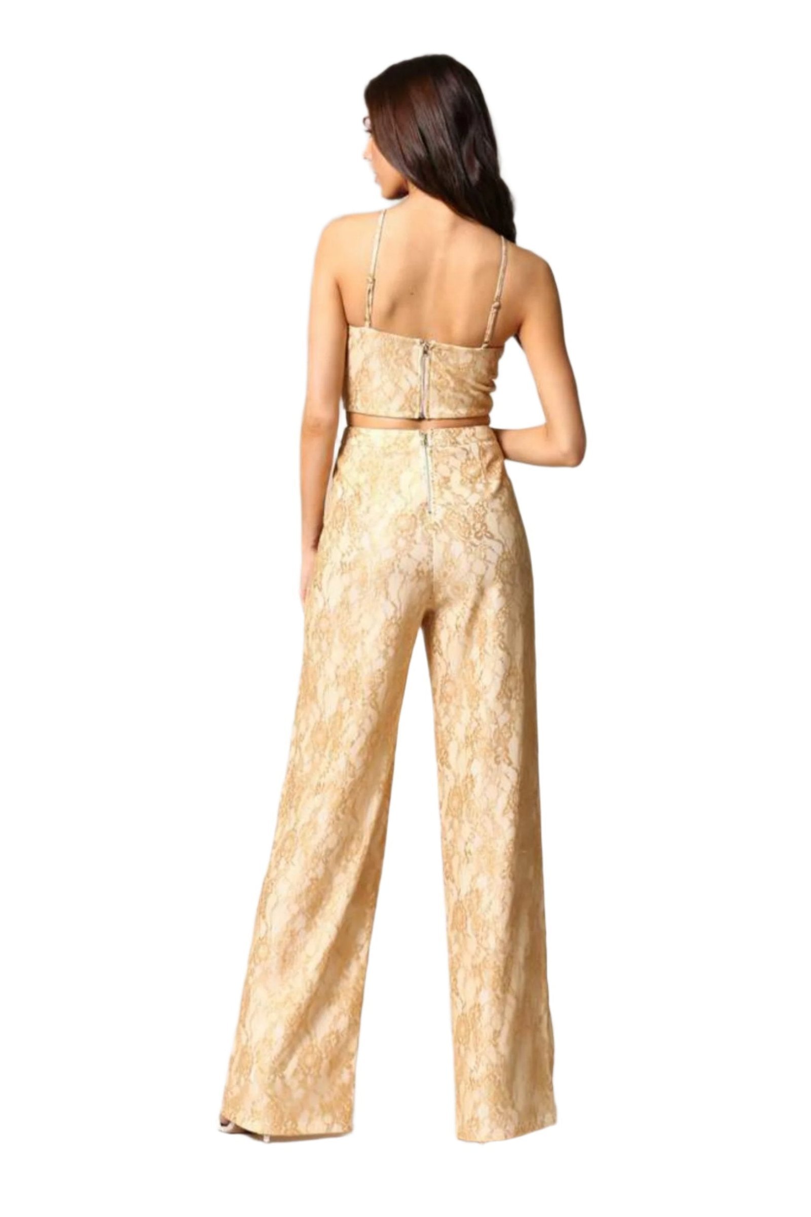 Caeli - A two-piece gold lace set featuring built-in underwire and bra - Image 2