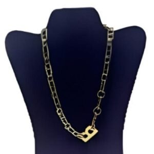 Lux Chain Pendant Necklace
